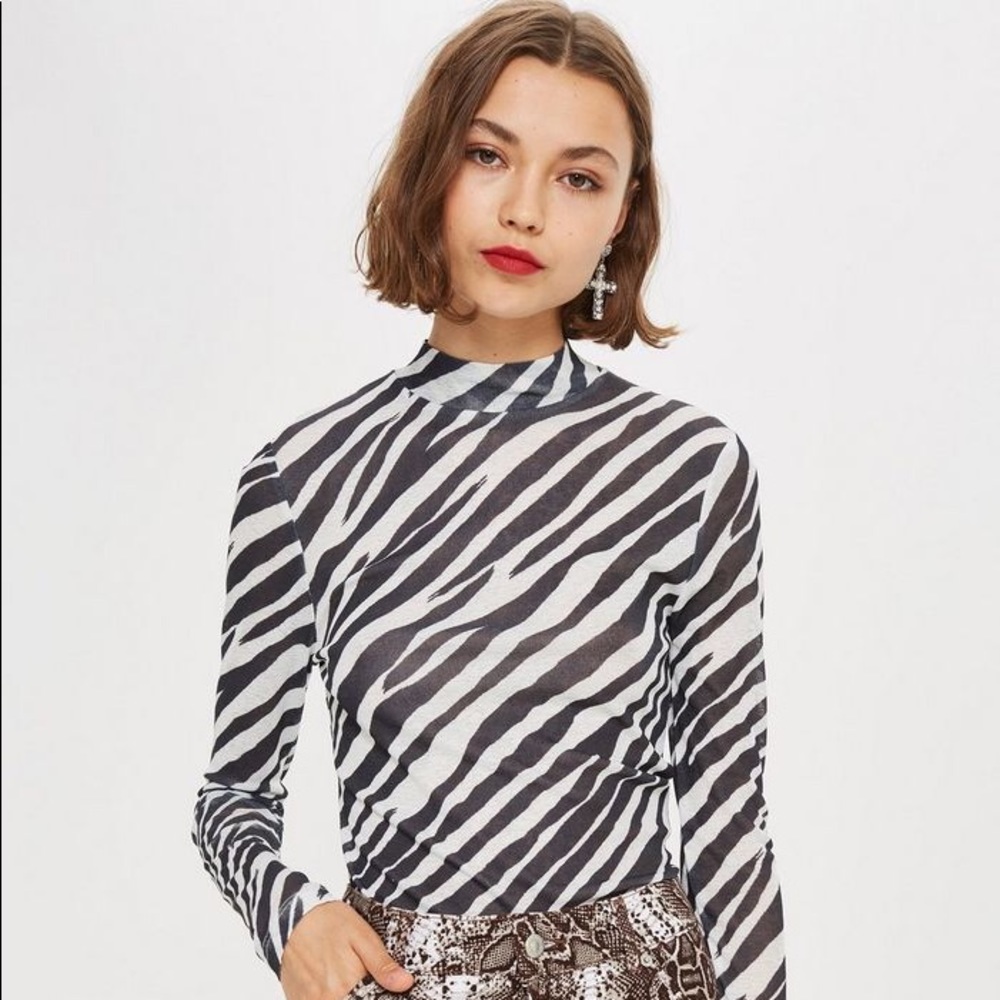 Zebra mesh long sleeve